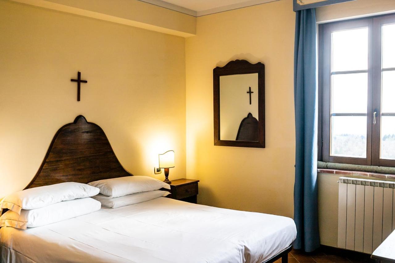 Borgo I Tre Baroni - Spa Suites & Resort Poppi Ngoại thất bức ảnh
