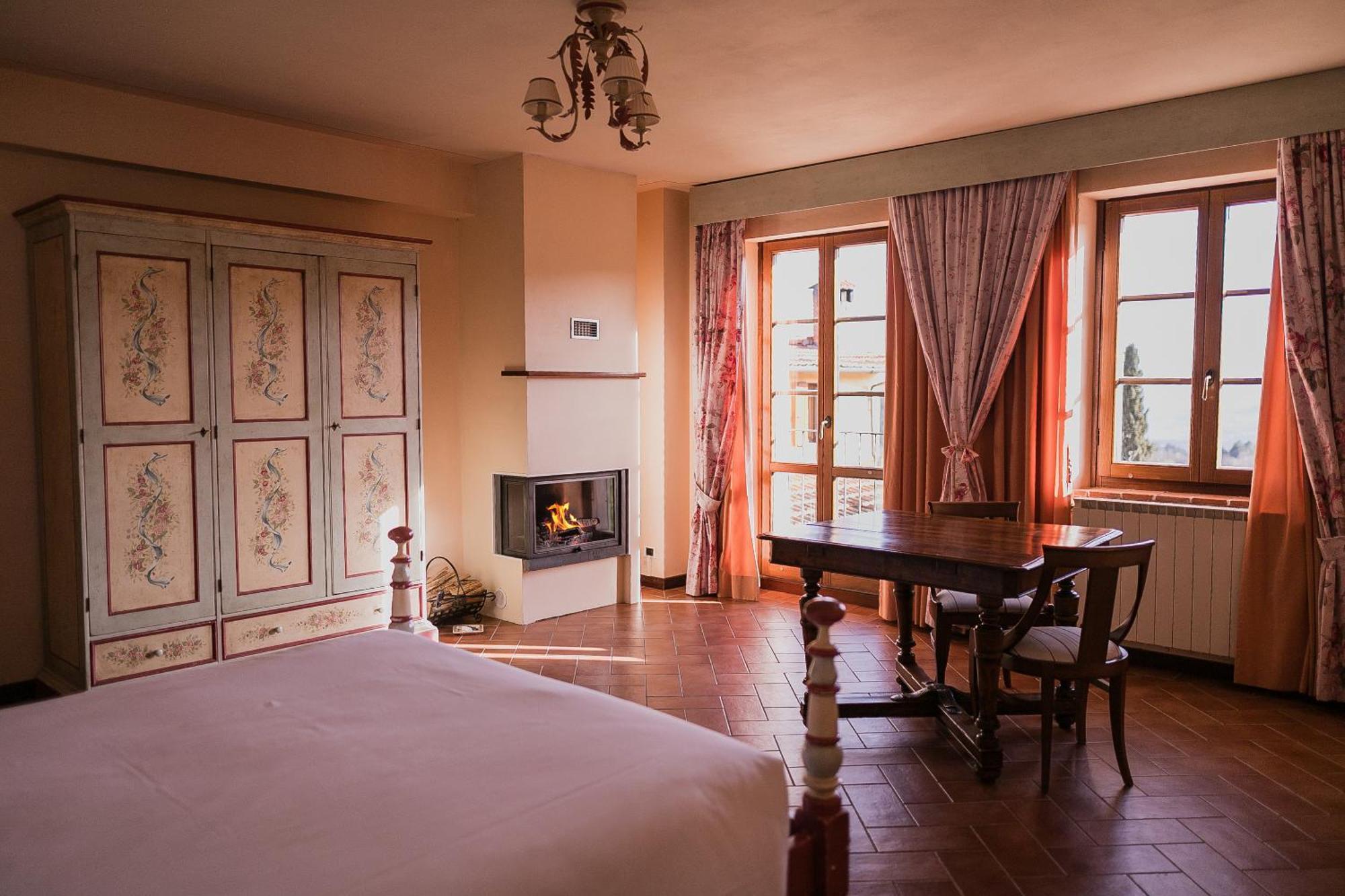 Borgo I Tre Baroni - Spa Suites & Resort Poppi Ngoại thất bức ảnh